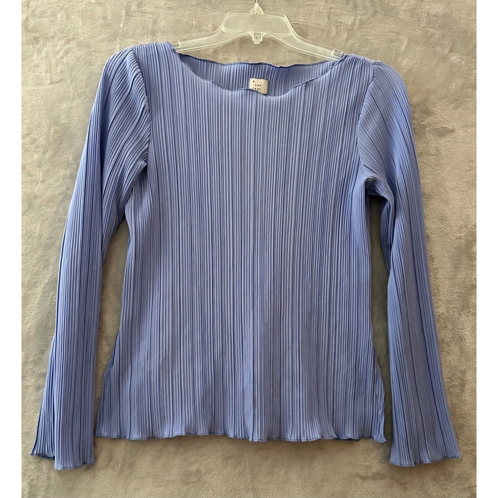 A New Day Womens Top M Periwinkle Blue Plisse Pleated Long Sleeve Boat Neck
